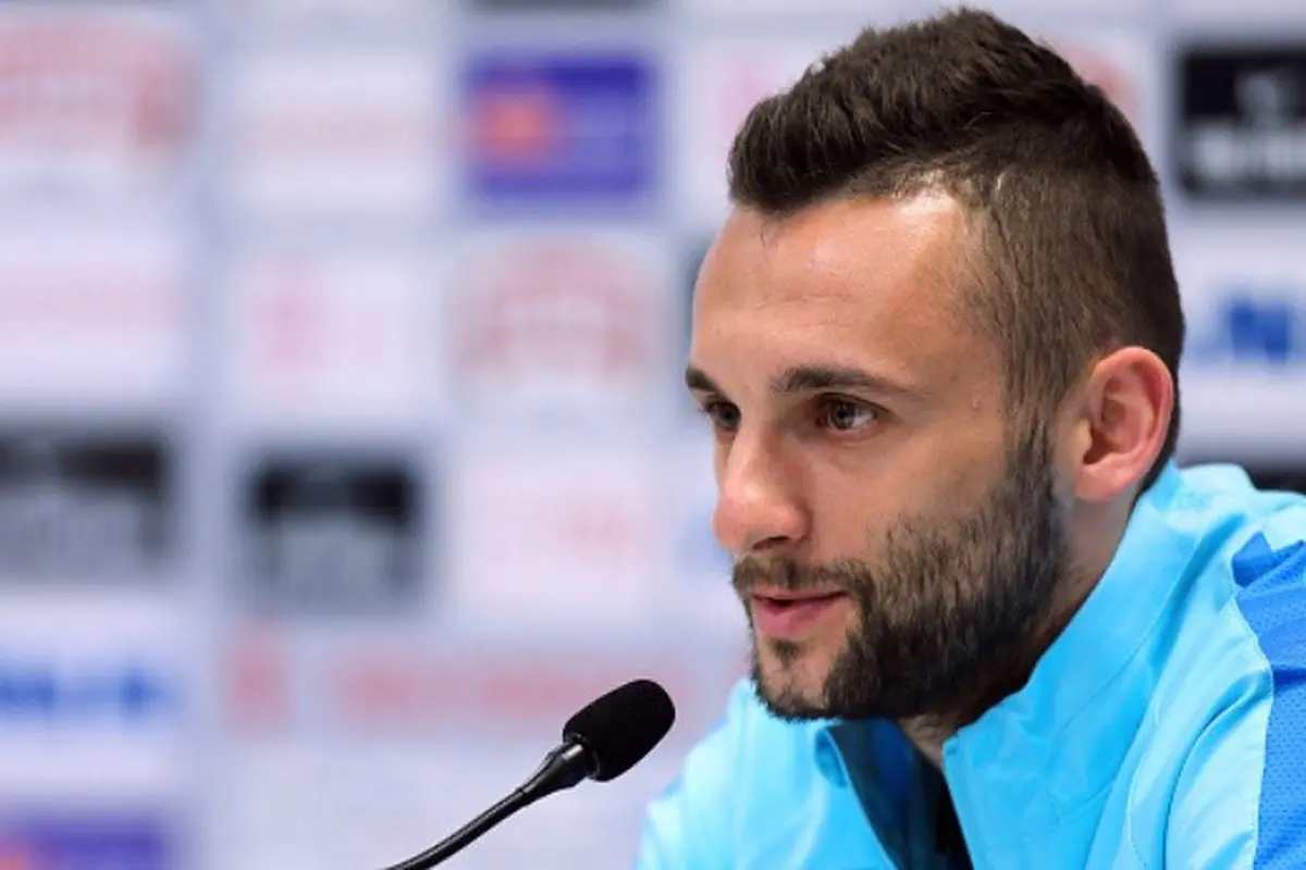 Inter Milan segera melego gelandang asal Kroasia, Marcelo Brozovic. (AFP/Charly Triballeau)