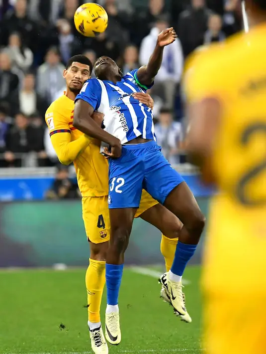 Laga langsung didominasi Barcelona sejak menit awal pertandingan. (AP Photo/Alvaro Barrientos)