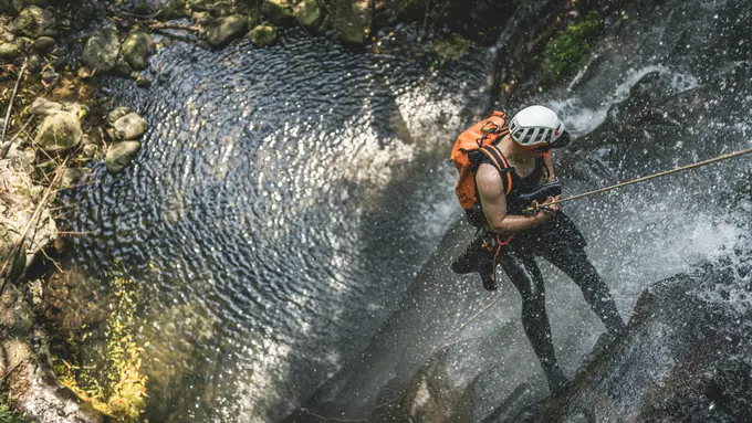 canyoning