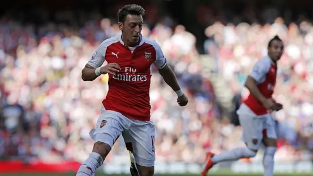mesut ozil