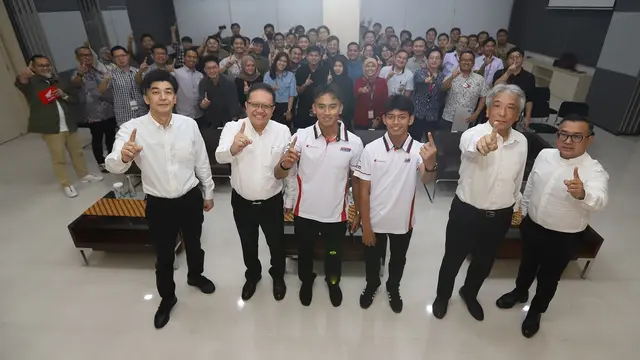 Mario Suryo Aji dan Veda Ega Pratama