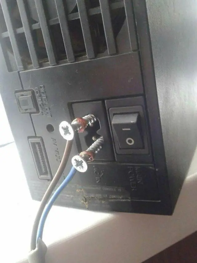 7 Potret Ini Bak Mimpi Buruk Teknisi