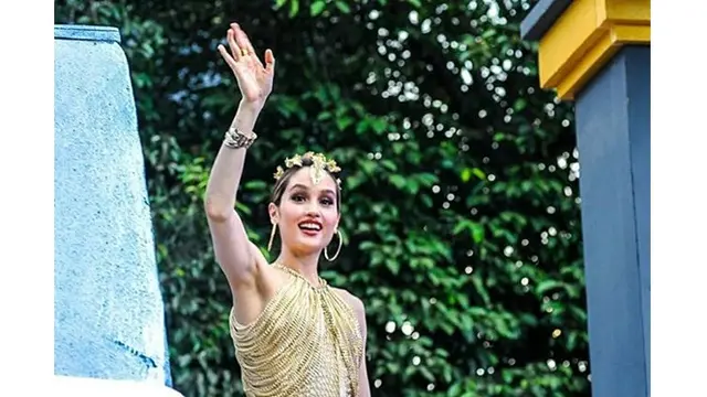 7 Potret Penampilan Cinta Laura di Jember Fashion Carnaval 2019, Tampil Memukau