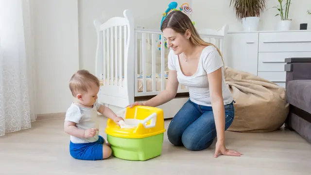 Kiat Tepat Toilet Training untuk Si Kecil