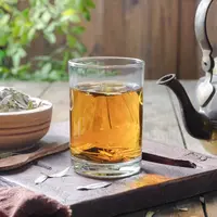 ilustrasi teh daun senna jati cina/SurianiSuzie/Shutterstock