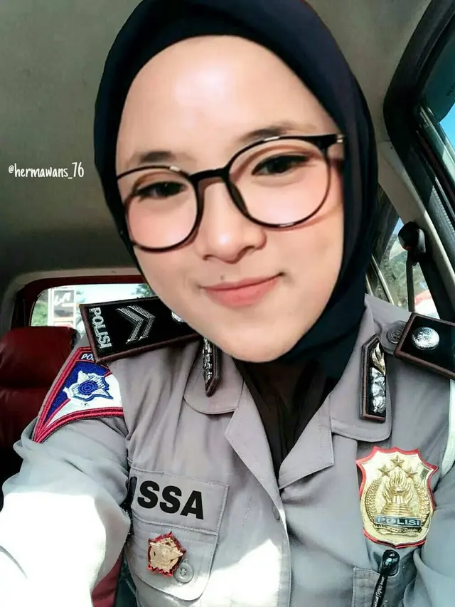 Begini Jadinya Kalau 6 Seleb Wanita Indonesia Jadi Polisi, Bikin Berdebar