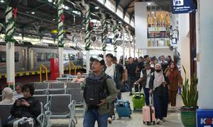 KAI berikan diskon tarif perjalanan KA saat momen Libur Natal dan Tahun Baru 2026 pada 22 Desember 2025-10 Januari 2026. (Foto: KAI)