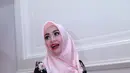 "Diet mayo ketat kan 13 hari," ungkap Eddies Adelia di TPU Kemang, Jaticempaka, Bekasi, Senin (11/1/2016). (Galih W. Satria/Bintang.com)