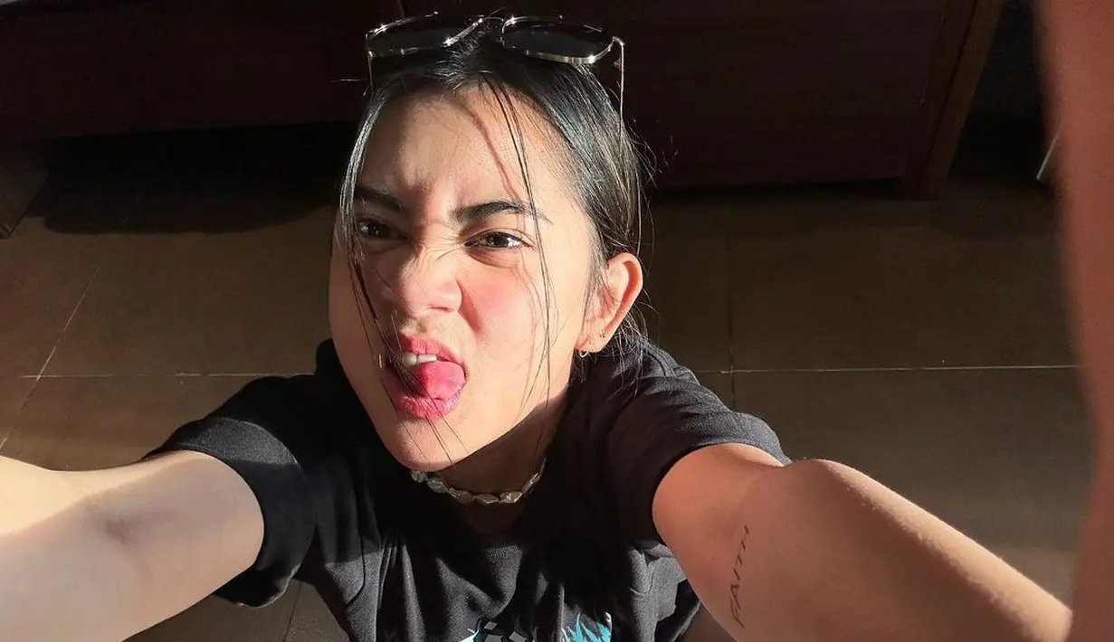 [Instagram/zivamagnolya]