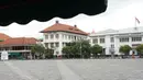 Suasana kawasan wisata Kota Tua yang sepi dari aktivitas di Jakarta, Selasa (26/5/2020). Adanya program PSBB menyebabkan kawasan yang biasanya selalu ramai saat libur tersebut menjadi sepi dari pengunjung di hari kedua pascalebaran. (Liputan6.com/Immanuel Antonius)