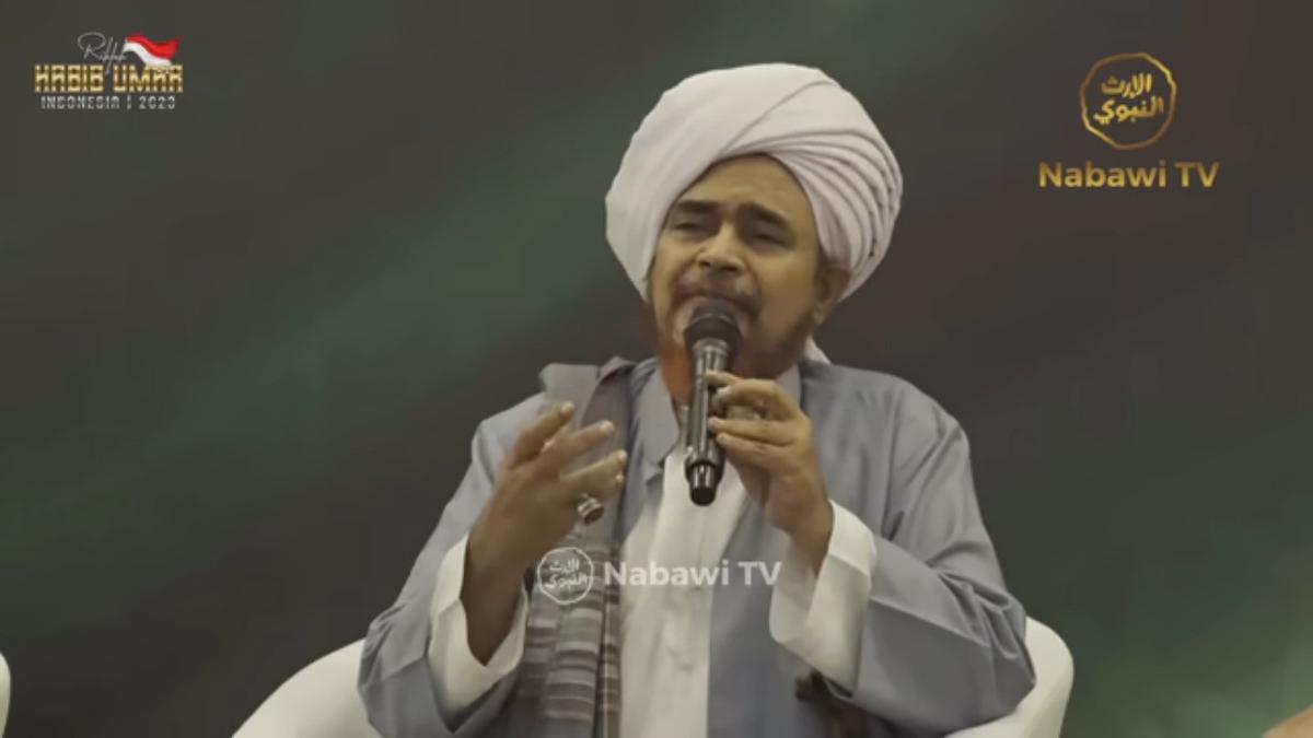 Amalan Doa Pelunas Utang dan Rezeki Lancar dari Rasulullah SAW, Dibagikan Habib Umar bin Hafidz Berita Viral Hari Ini Minggu 20 Oktober 2024