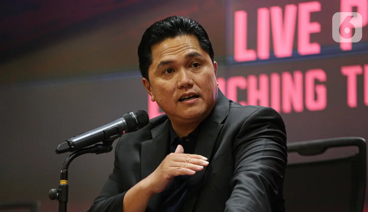 <p>"Pembelian tiket bisa dilakukan lewat website PSSI dan Tiket.com, kick-off (Indonesia vs Argentina) pukul 19.30 malam. Jumlah tiket yang dijual sebanyak 60 ribu," tandas dia. (Liputan6.com/Faizal Fanani)</p>