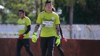 Kiper Persipura Jayapura, Gerry Mandagi. (Bola.com/Nandang Permana)