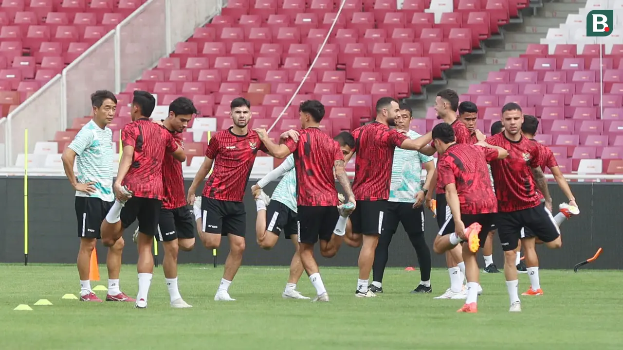 Latihan resmi Timnas Indonesia jelang melawan Irak di SUGBK