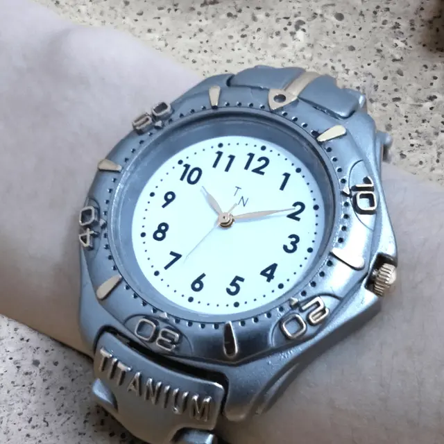 5 Rekomendasi Jam Pria Stylish agar Tampil Elegan di Segala Momen