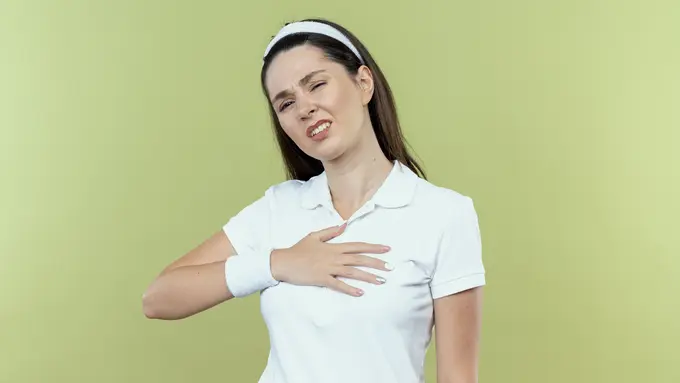 5 Penyebab Sakit Pada Payudara yang Sering Diabaikan - Cover