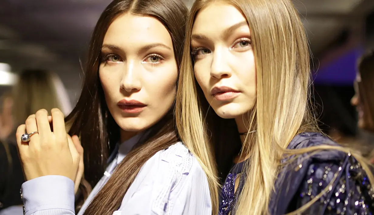 Terlebih Gigi dan Bella mengetahui Kendall Jenner tengah dekat dekat pemain basket, Ben Simmons. (W Magazine)