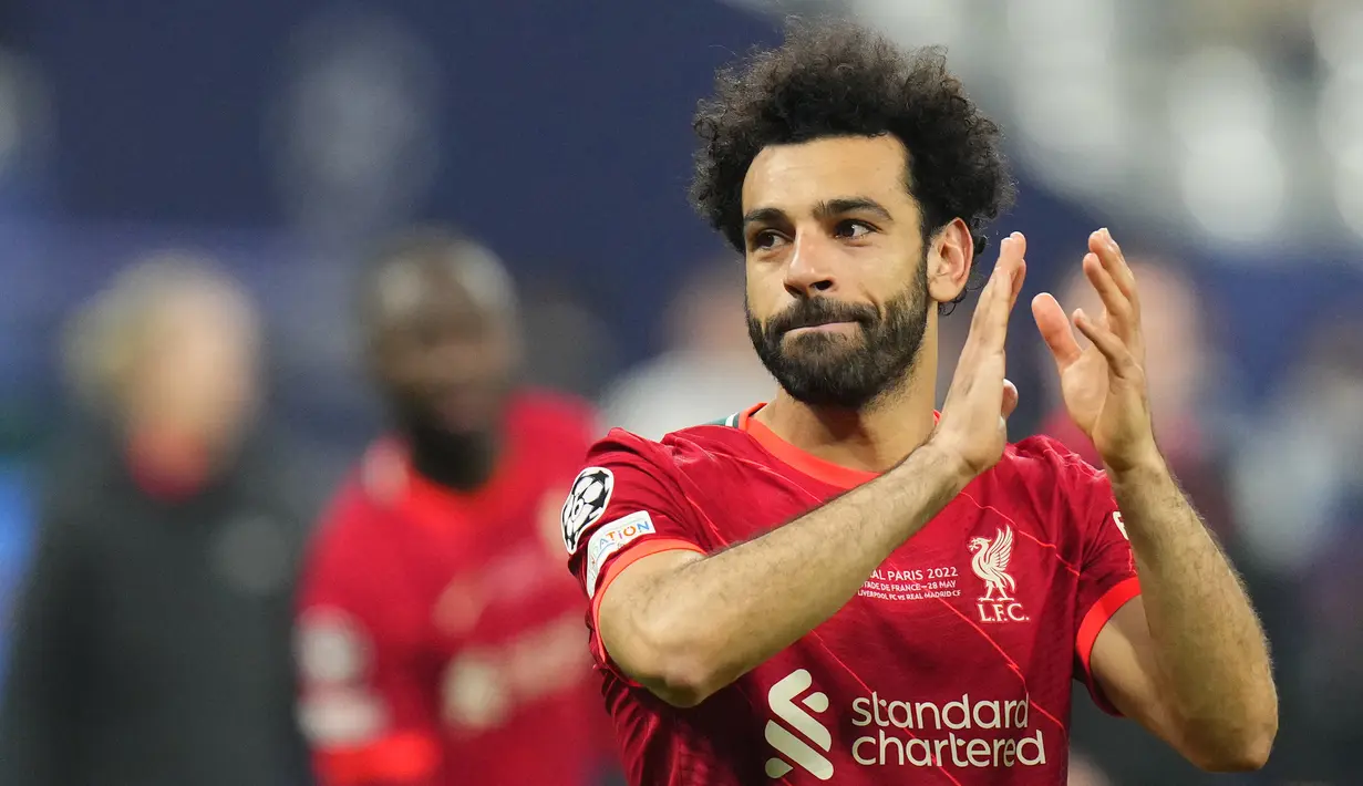 Ekspresi pemain Liverpool Mohamed Salah setelah pertandingan sepak bola final Liga Champions antara Liverpool dan Real Madrid di Stade de France, Saint Denis, Prancis, 28 Mei 2022. Real Madrid menang 1-0. (AP Photo/Petr David Josek)