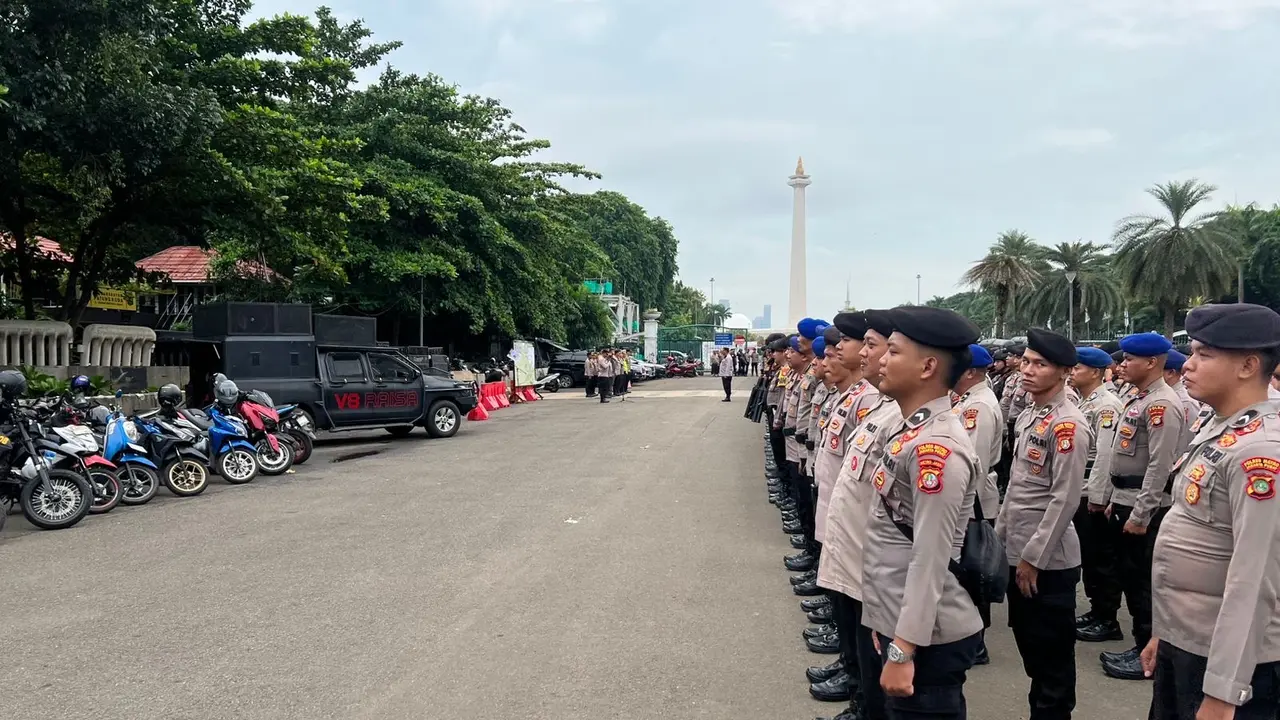 Ribuan personel gabungan dikerahkan untuk mengawal aksi unjuk rasa, Rabu (14/1/2026).
