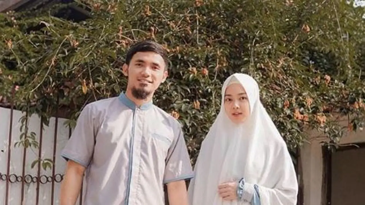 Achmad Hulaefi-Lindwsell Kwok