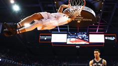 Pemain Phoenix Suns, Devin Booker bergantungan pada ring basket usai melakukan dunks saat melawan San Antonio Spurs pada laga NBA di Talking Stick Resort Arena, (15/12/2016). Spurs menang 107-92. (Reuters/Mark J. Rebilas-USA TODAY Sports)