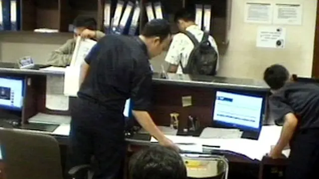 [VIDEO] Polri Geledah kantor Bea Cukai, Sita Dokumen