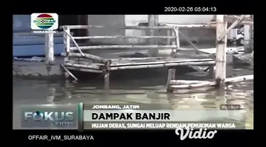 Banjir yang terjadi di Jakarta berdampak terhadap kereta api perjalanan jarak jauh di wilayah PT. KAI Daop 8 Surabaya, hingga  Selasa pagi (26/02) terdapat tiga perjalanan kereta api jarak jauh yang mengalami keterlambatan.