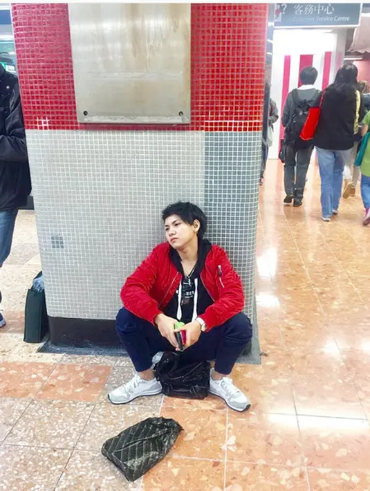 Sembilan bulan silam pasangan Aming dan Evelyn menikah diam-diam di Bandung, Jawa Barat. Tidak ada yang menduga pasangan yang selalu tampil romantis itu ingin mengakhiri rumah tangganya. (Instagram/ev0124)