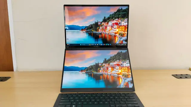Mode Dual-screen dengan Keyboard Bluetooth Asus Zenbook Duo 14 OLED UX8406MA