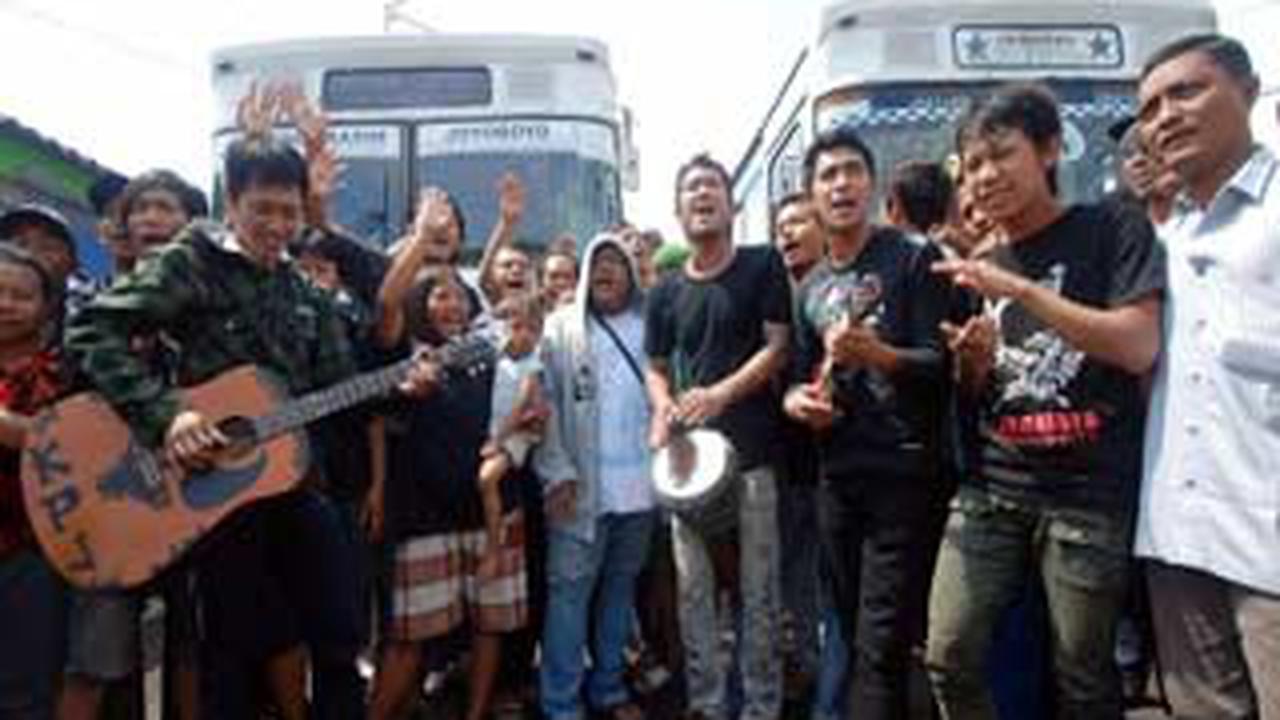 ilustrasi - pengamen jalanan