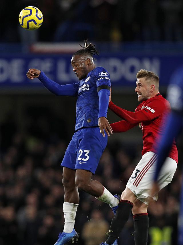 Manchester United Tekuk Chelsea di Stamford Bridge