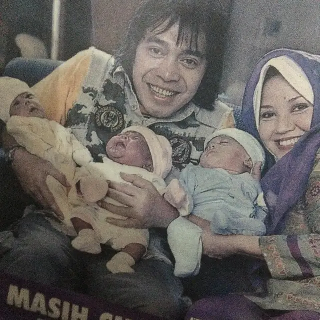 6 Potret Lawas Komeng dan Sang Istri Ini Jarang Tersorot, 25 Tahun Menikah