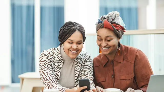 9 Ciri-Ciri Jika Seseorang Memiliki Kecerdasan Sosial Yang Tinggi (photo by pexels.com)