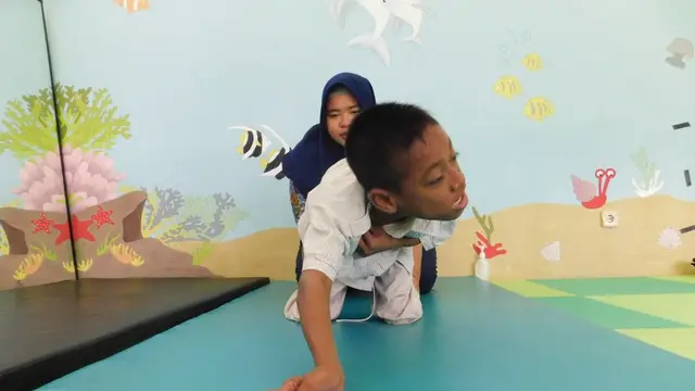 [Bintang] Anak Difabel