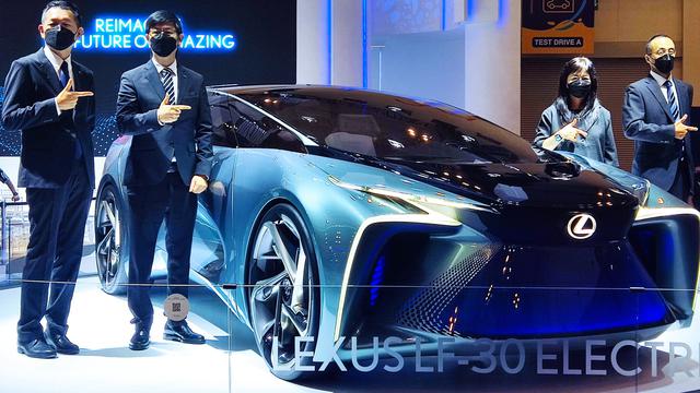 Lexus LF-30 (Otosia.com/Arendra Pranayaditya)