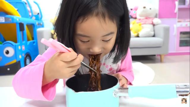 YouTuber cilik Boram asal Korea Selatan