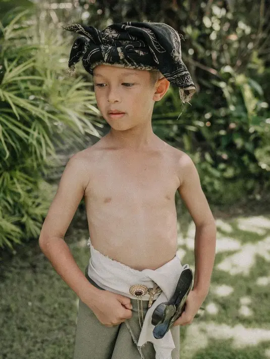 <p>[Instagram/jenniferbachdim]</p>