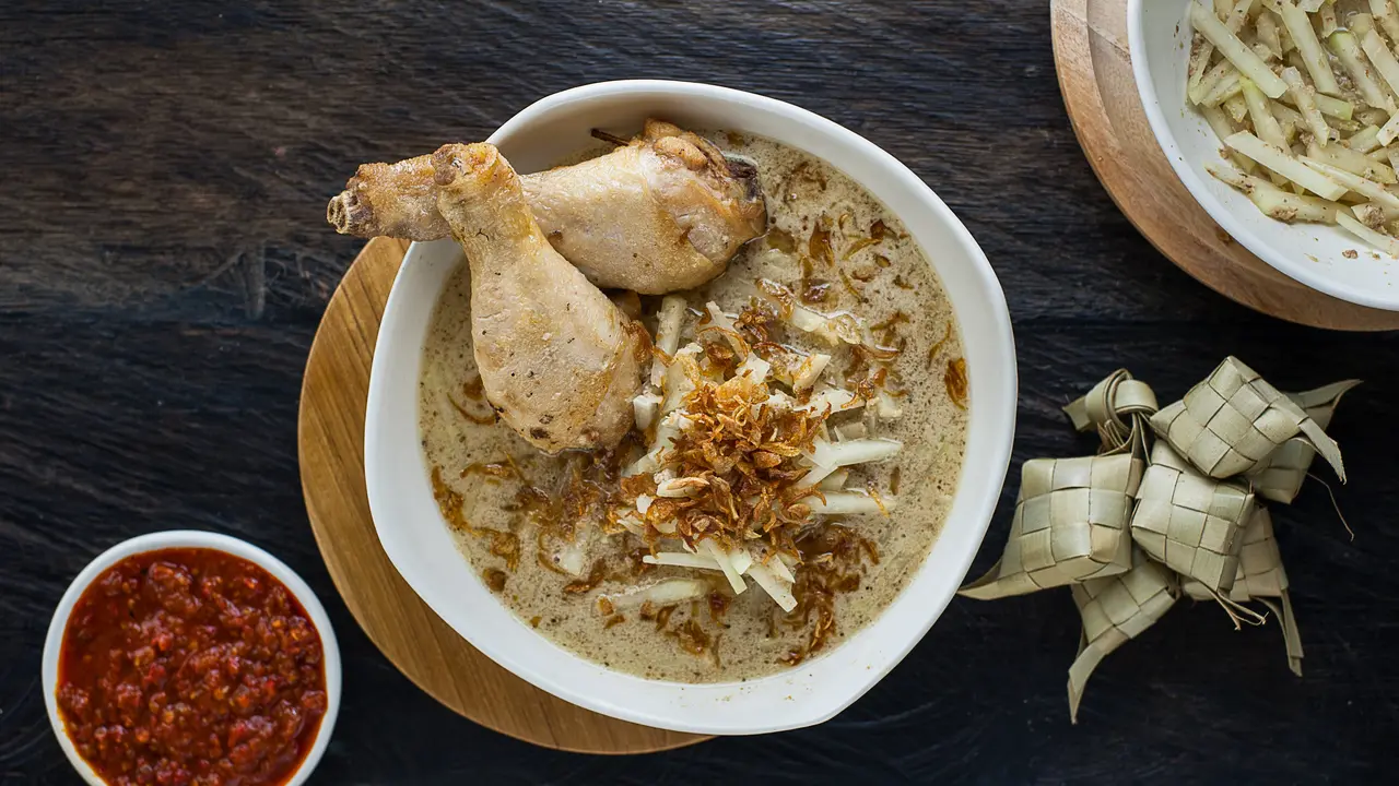 opor ayam kuah putih