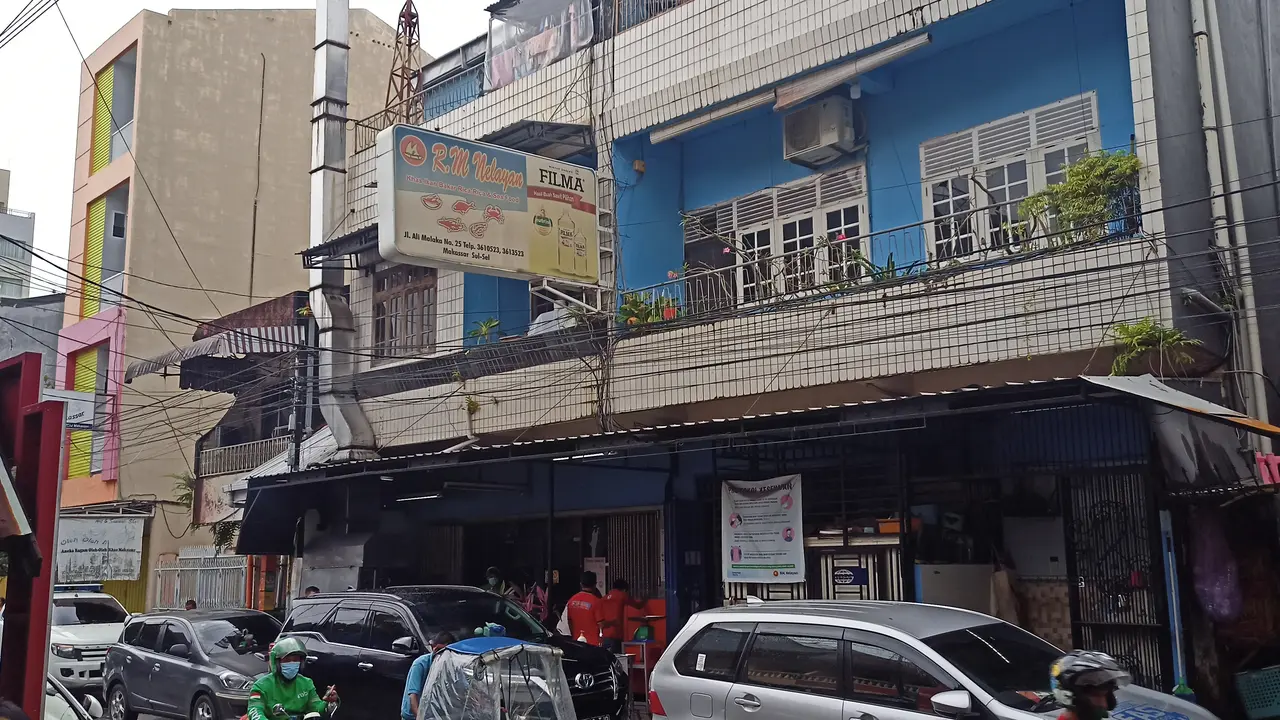 Rumah makan langganan Gubernur Sulsel Nurdin Abdullah yang ditangkap oleh KPK. (Foto: Liputan6.com/Fauzan)