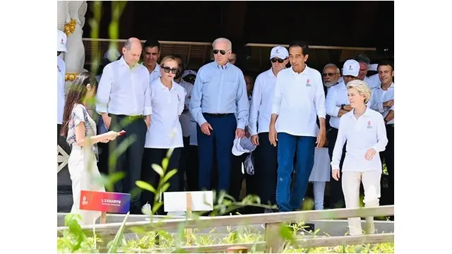 6 Potret Putu Ayu Saraswati Pemandu Tur Delegasi KTT G20 Bali, Curi Perhatian