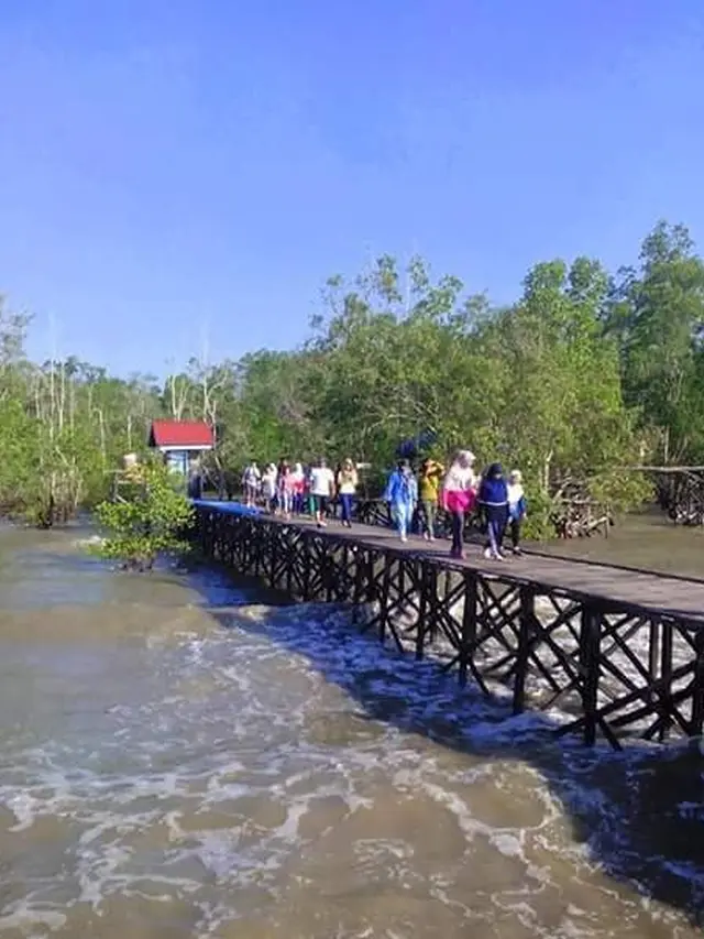 5 Kota di Indonesia Masuk Daftar Destinasi Wisata yang Naik Daun Versi Agoda, Anyer Teratas