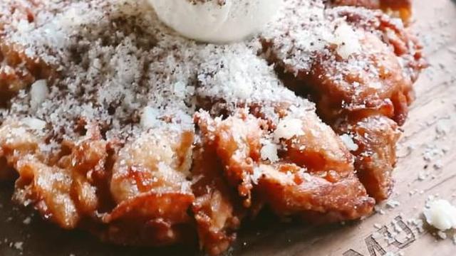 Potret menu makanan di Titik Temu Coffee Bali (Youtube/Yojas TV)