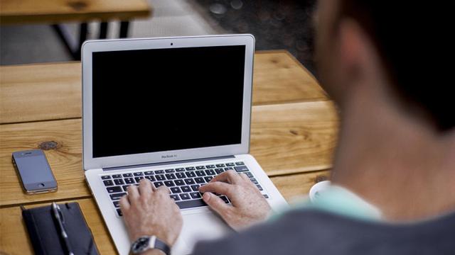 Jangan Dipakai, Aksesori Laptop Ini Ternyata Merusak Port USB