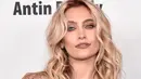 Paris Jackson saat menghadiri Gala Harold and Carole Pump Foundation 2022 di The Beverly Hilton, Beverly Hills, California, Amerika Serikat, 19 Agustus 2022. Dia memamerkan koleksi tato besar dengan potongan tanpa lengan. (Rodin Eckenroth/Getty Images/AFP)