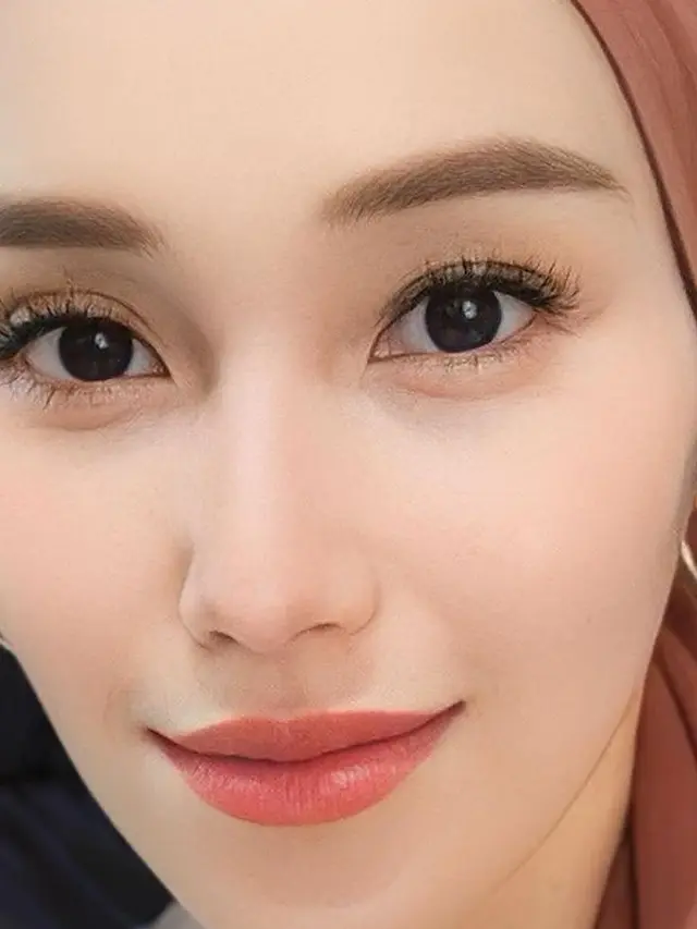 Ilustrasi Bulu Mata Lentik Ayu Tingting