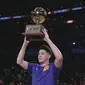 Devin Booker Juara Kontes Tembakan Tiga Angka NBA All-Star 2018 (dok NBA)