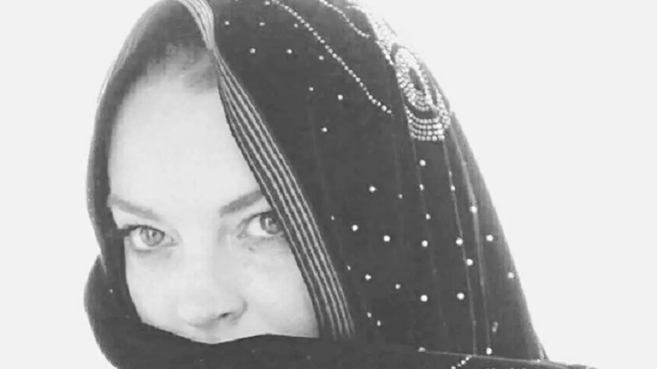 Lindsay Lohan akan meluncurkan fashion line yang diumumkan lewat media sosial. (instagram/lindsaylohan)