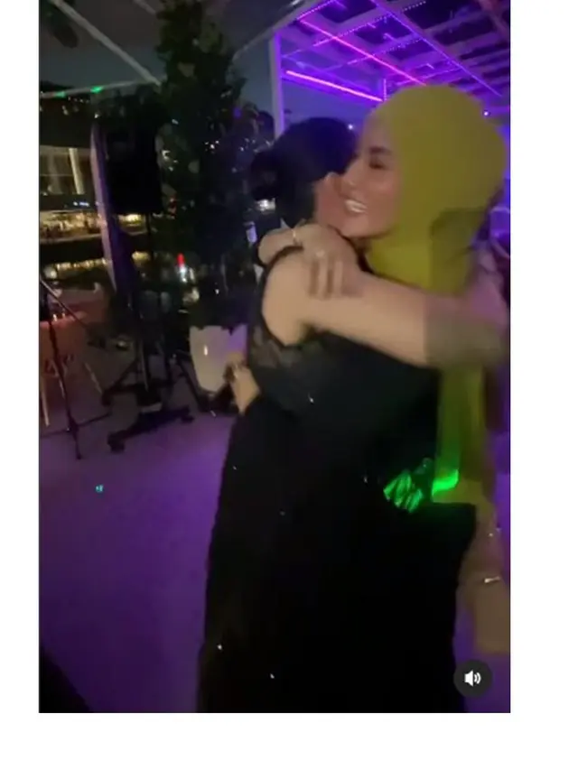 Sempat Berseteru 2 Tahun, Ini 8 Momen Nindy Ayunda dan Olla Ramlan yang Telah Akur