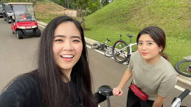 6 Potret Jessica Tanoe dan Valencia Tanoe, Kompak Sejak Kecil hingga Hamil Bareng