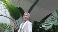 5 Outer Hijab Kekinian untuk Wanita Usia 20-an, Long Cardigan hingga Blazer Modis Oversize